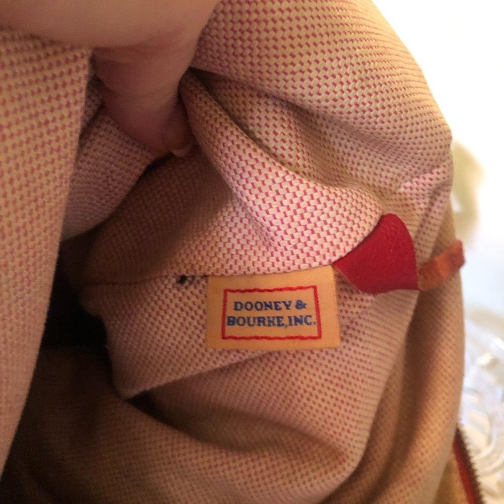 Dooney and Bourke Red hobo/Dillen Bag - Picture 3 of 7